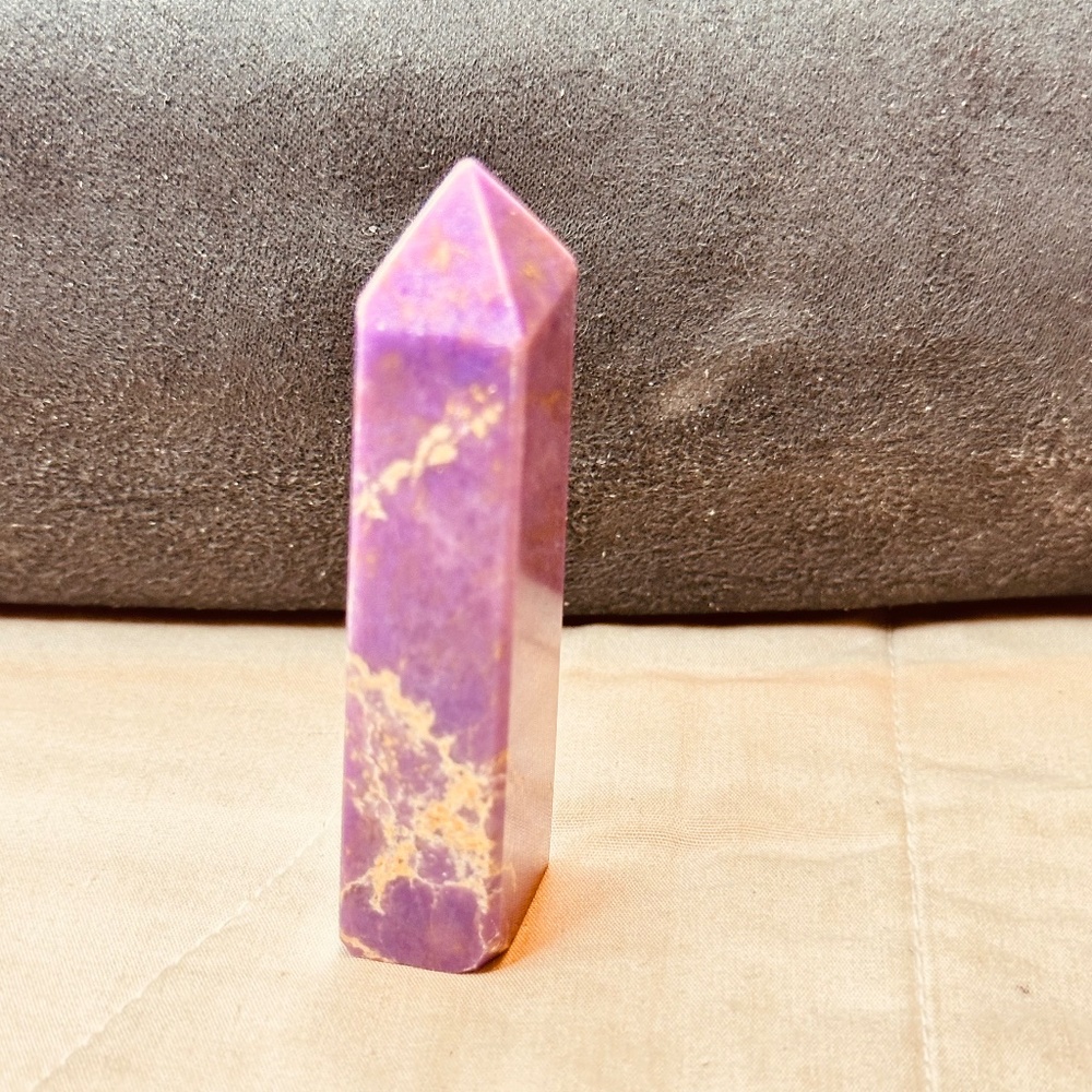 Purple Phosphosiderite Crystal Tower Point Genuine Stone w/Gold & Cream